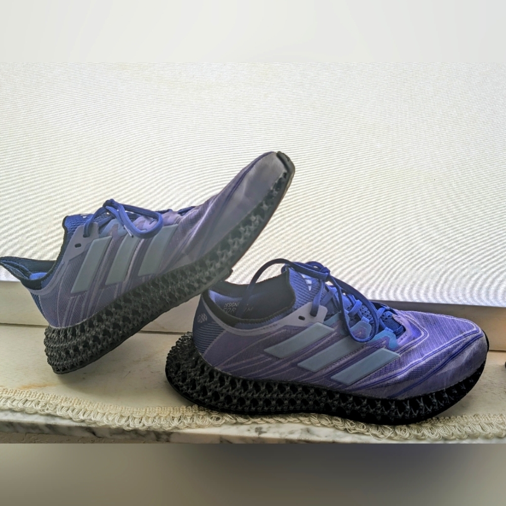 4DFWD 4 RUNNING SHOES: Cobalt Blue / Flash Aqua / Lucid B. Size 7.5